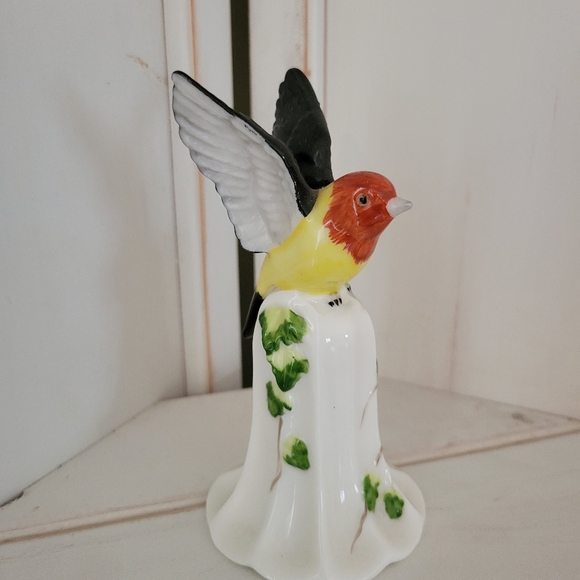 Vintage Porcelain Bird Bell - Picture 3 of 3